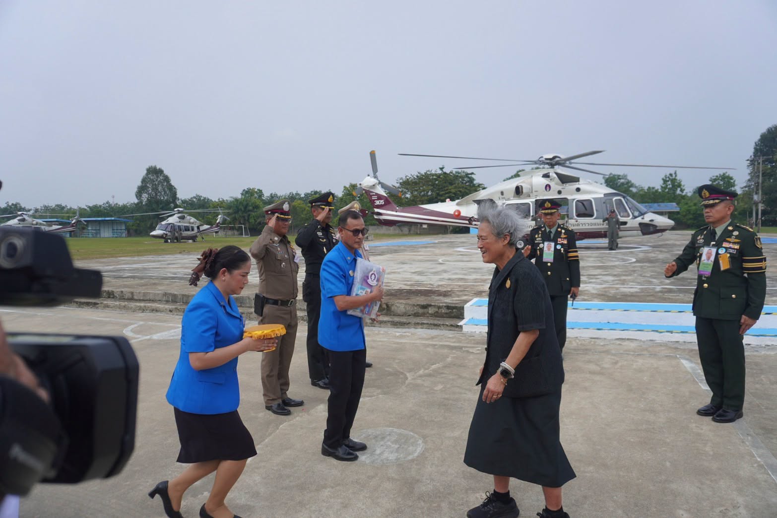 รองผู้ว่าฯ นราธิวาส เฝ้าทูลละอองพระบาทรับเสด็จฯ สมเด็จพระกนิษฐาธิราชเจ้า กรมสมเด็จพระเทพรัตนราชสุดาฯ สยามบรมราชกุมารี